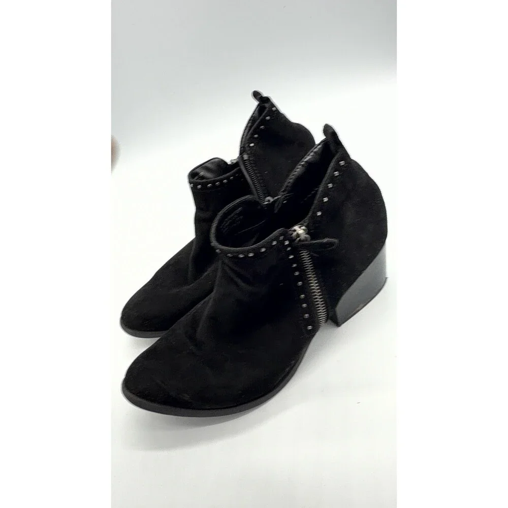 Sonoma Women’s Black Faux Suede Size 10 Ankle Booties Side Zipper.
